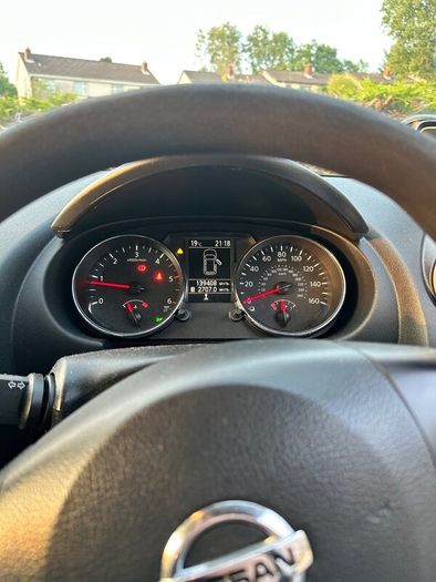 Nissan Qashqai+2 2010 read ad