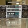 Sanyo C30 boombox Image 2