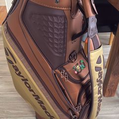 Taylormade Open golf bag tour