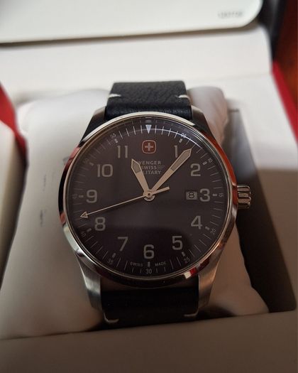 Wenger Terragraph 01.9041.210 Swiss Watch