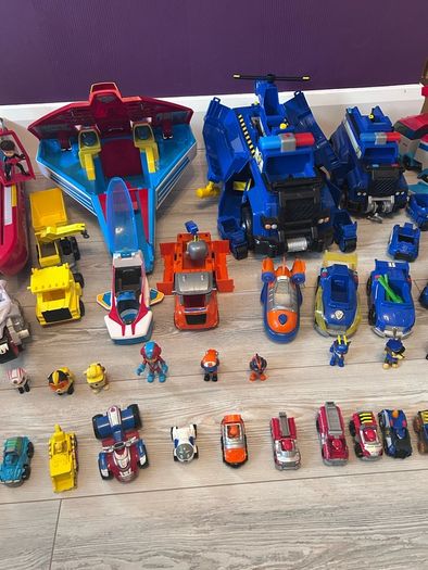 Paw Patrol toys 50+ pieces
