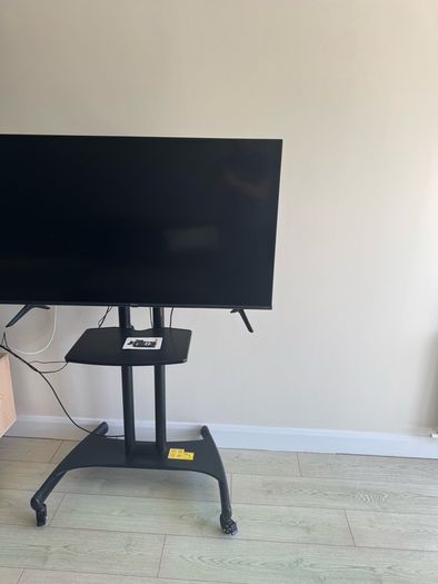 Invision Heavy Duty TV Stand on Wheels