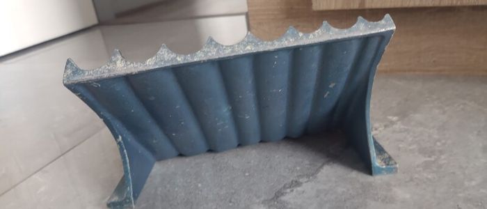 Vintage style cast iron coins sorter open to Reasonable offer