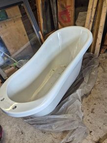 Freestanding Bath. Balmoral Style