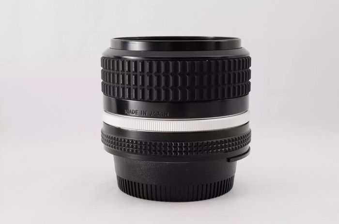 Nikon Ai-s Ais Nikkor 24mm f/2.8 MF (Mint)