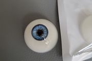 Pair of glass eyes