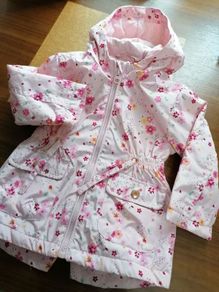 Girl's padded raincoat 9-12 months
