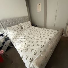 king size bed