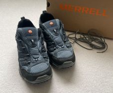 Merrell Moab walking shoes Size 41