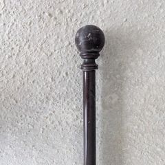 metal extendable curtain pole