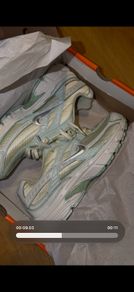 Nike initiator custom unisex