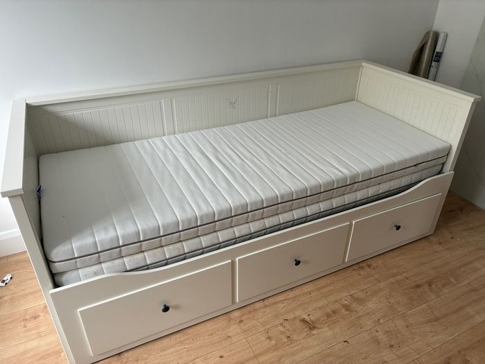 IKEA Hemnes day bed
