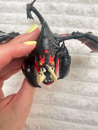 2018 How to Train Your Dragon 3 Hidden World Deathgripper Action Figure approx. 19 cm. Used Please see photos