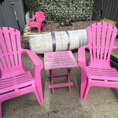 garden chairs & table