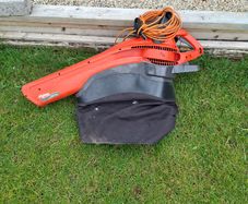 Leaf Blower