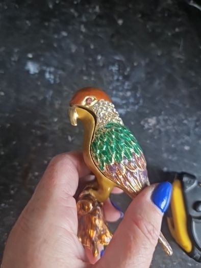 enamelled bird trinket