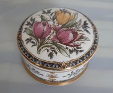 Victoriana - Trinket Pot