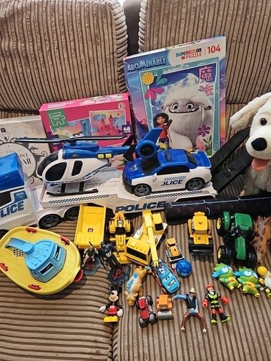 kid's toy bundle