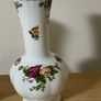 Royal Albert Old Country Roses vases Image 4