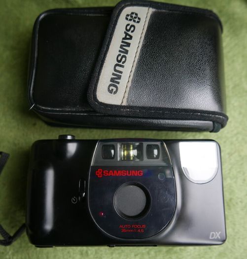 Samsung AF200 DX 35MM Film Camera Compact Point & Shoot Vintage Black 1990s - Tested