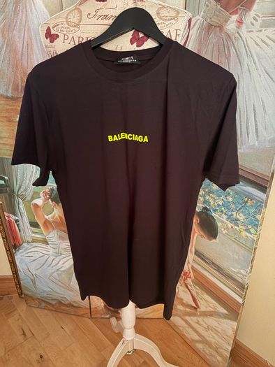 mens t shirt large