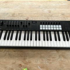 Novation Launchkey 49 MK4 USB MIDI Keyboard Controller