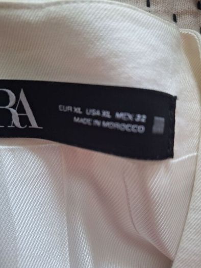 Zara sleeveless waistcoat in off white
