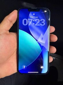 iPhone 13