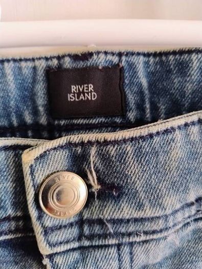 River Island distressed denim cotton jeans 34 inch waist elasticated and 29 inch leg see last two photos for exact measurements FREE STANDARD POSTAGE INCLUDED