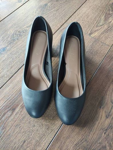 New Look Shoes