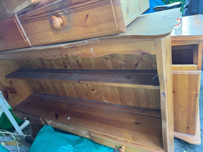 pine dresser