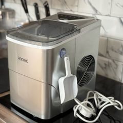 Fooing Ice Maker