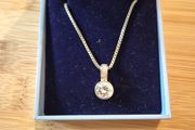 Teardrob Zerconia pendant