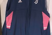 Juventus windbreaker style jacket size XL