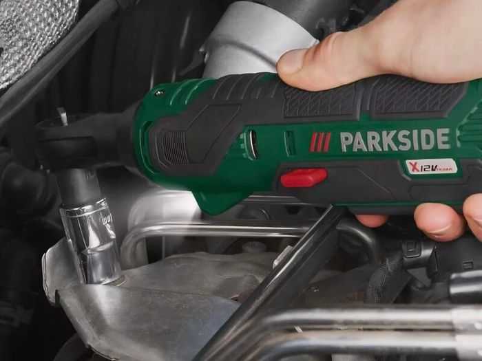 Parkside X12V Cordless Ratchet + Square Adaptor 3/8 To 1/2 Inch + Battery + Charger. DIY Household Tools 2AH X12V batteries 2.4A X12V Chargers, Performance Series 2.5AH 5AH X12V batteries 6.0A X12V Fast Chargers .Closing down sale