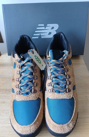 New Balance Rainier Tan Teal Boots - New in Box - UK 9/EU 43