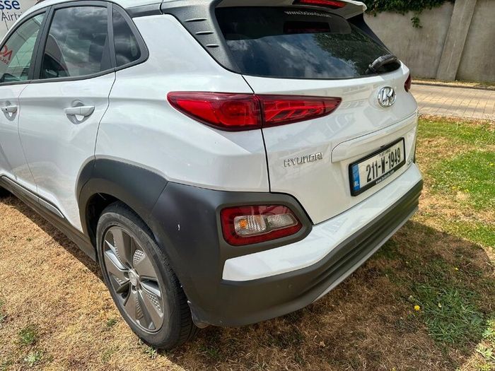 Hyundai KONA 2021 Premium
