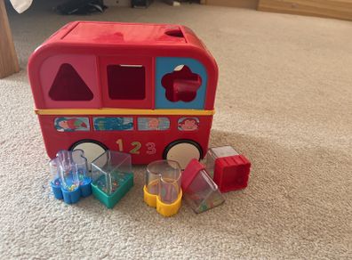 ELC shape sorting bus
