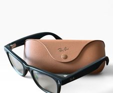 Rayban Meta Gen 1 Wayfarer (Transition Lenses)