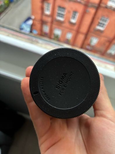 sigma 30mm f1.4 lens sony E mount
