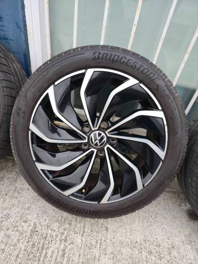 17" Genuine VW Ventura Alloys Good Tyres
