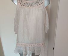Lovely light pink cold shoulder blouse size UK14/16 EU42/44 Postage included