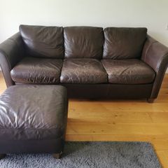 Leather couches w/sofabed - Excellent comfort!!
