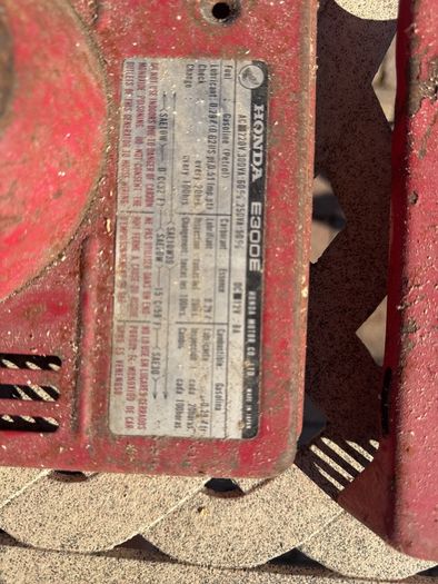 Vintage Honda e300 generator (dismantled)