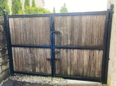 Teak Gates secondhand