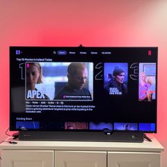 55" Sharp 4K 55BJl + Mi Box + Ambient lighting