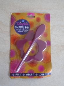 Shawl pin. Accessories,