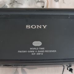 Sony vintage radio ICF-SW 12, in good working order.