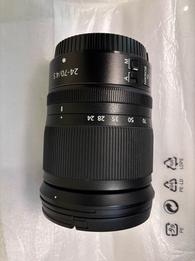 Mirrorless camera Nikon Z5 + NIKKOR Z 24-70mm f/4 S lens