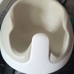 Mamas and Papas Baby Snug Seat and Tray